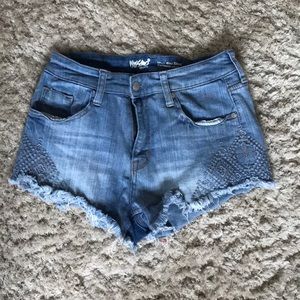 Daisy duke shorts